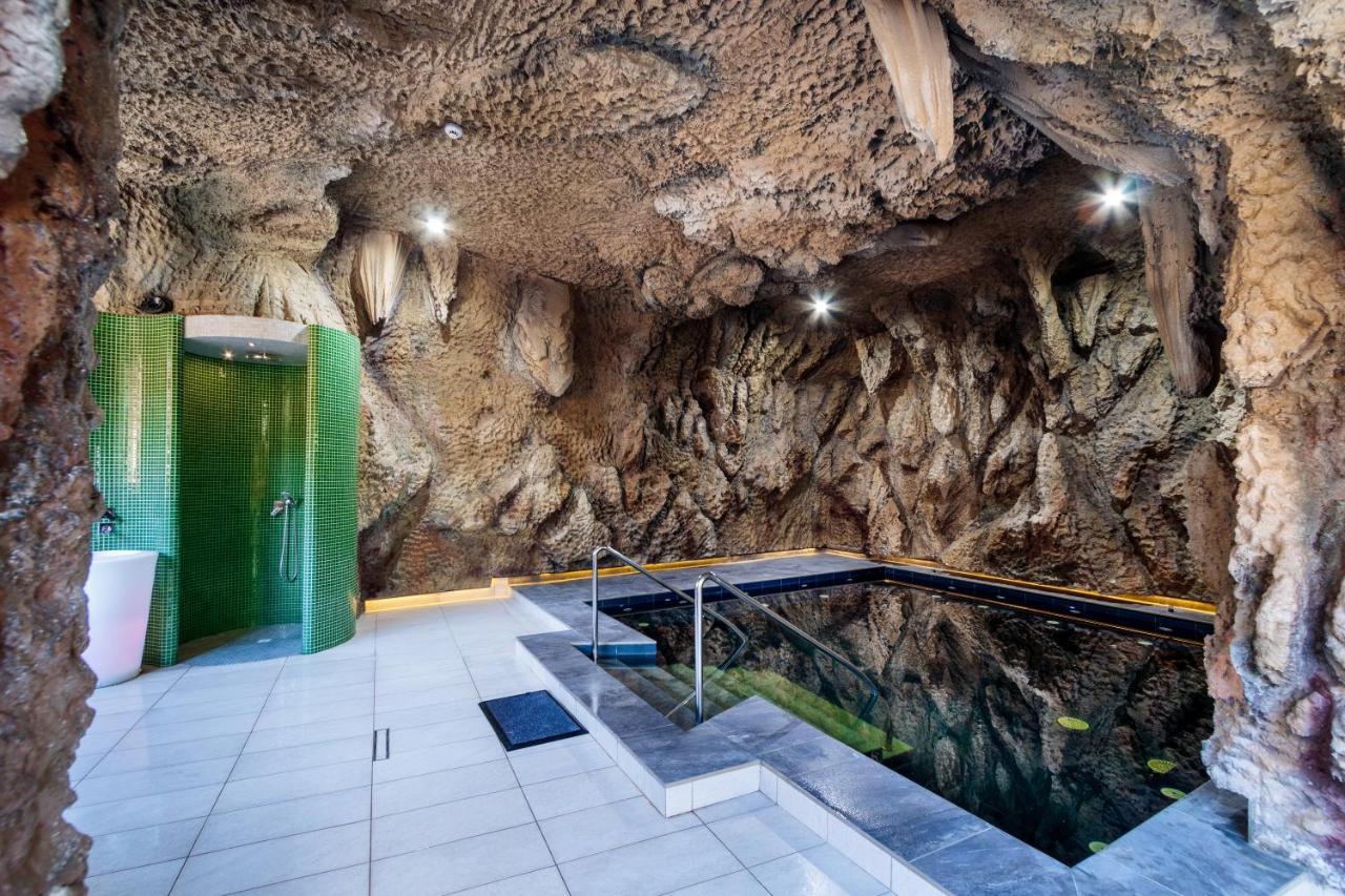 Imperial Hotel&Spa - Băile Olăneşti Extérieur photo
